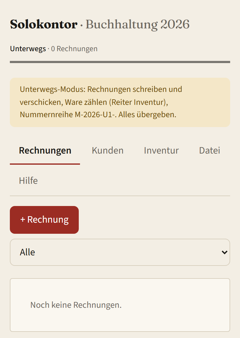 Handy im Unterwegs-Modus, Reiter „Rechnungen“: Kopfzeile „Unterwegs“, gelbes Band „Unterwegs-Modus: …“, fünf Reiter und der Knopf „+ Rechnung“ über einer leeren Liste